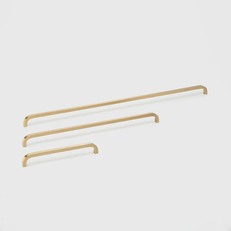 Lo & Co Curve Pull