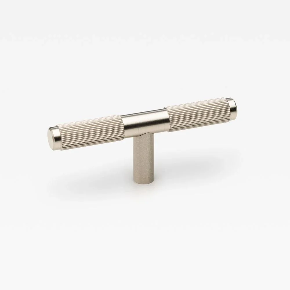 Lo & Co Linea T Pull
