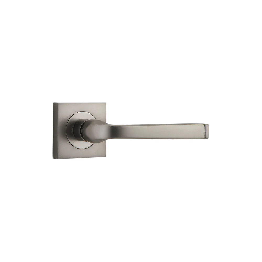 Iver Annecy Lever on Square Rose