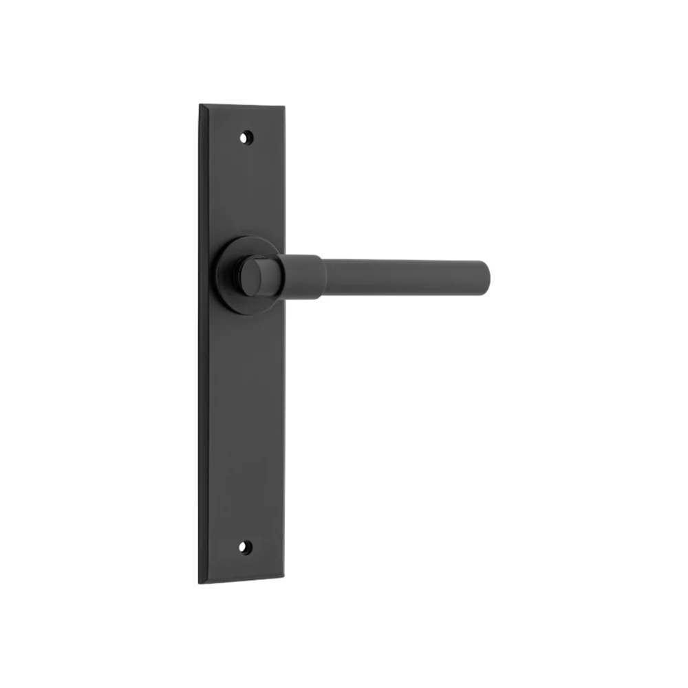 Iver Helsinki Lever on Chamfered Backplate (Pair)