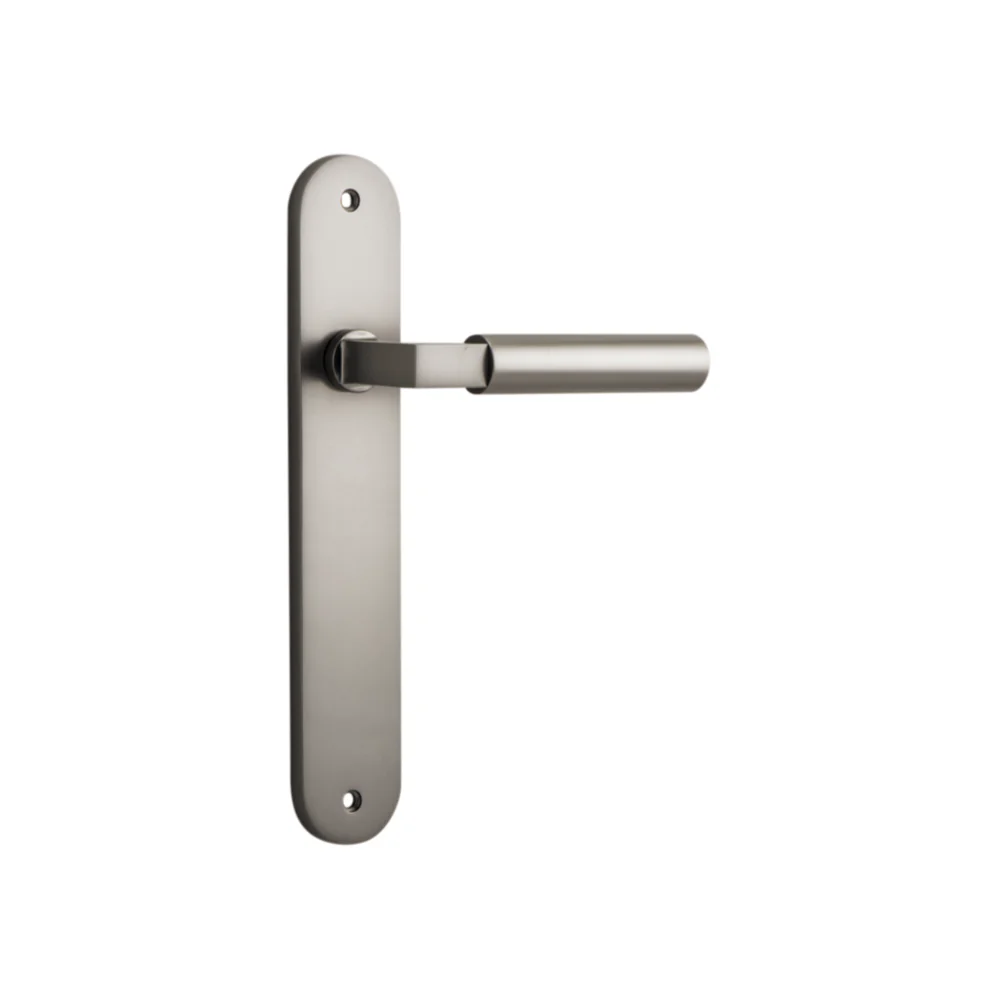 Iver Berlin Lever on Oval Backplate (Pair)