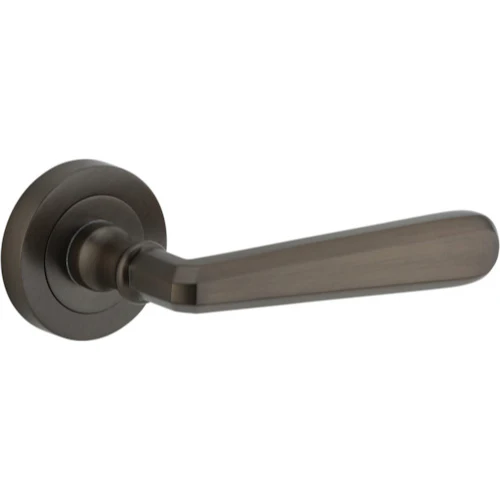 Iver Copenhagen Lever on Round Rose Backplate (Pair)