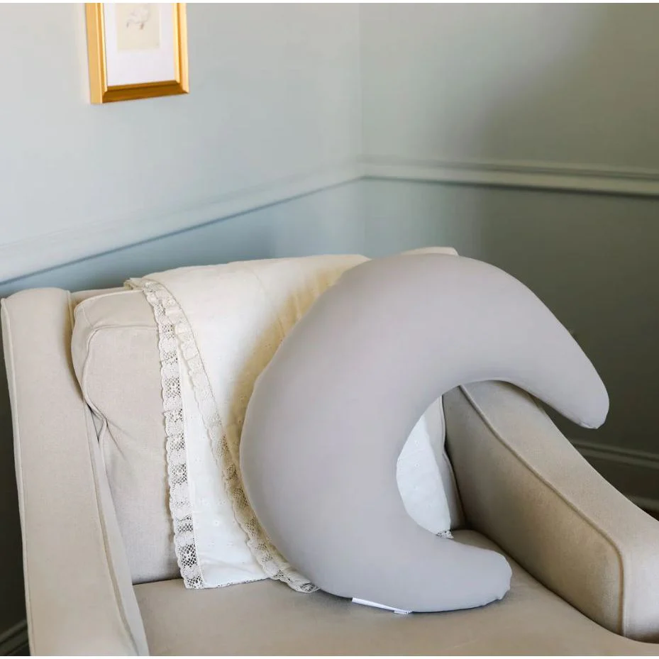 Snuggle Me Organic Feeding Pillow