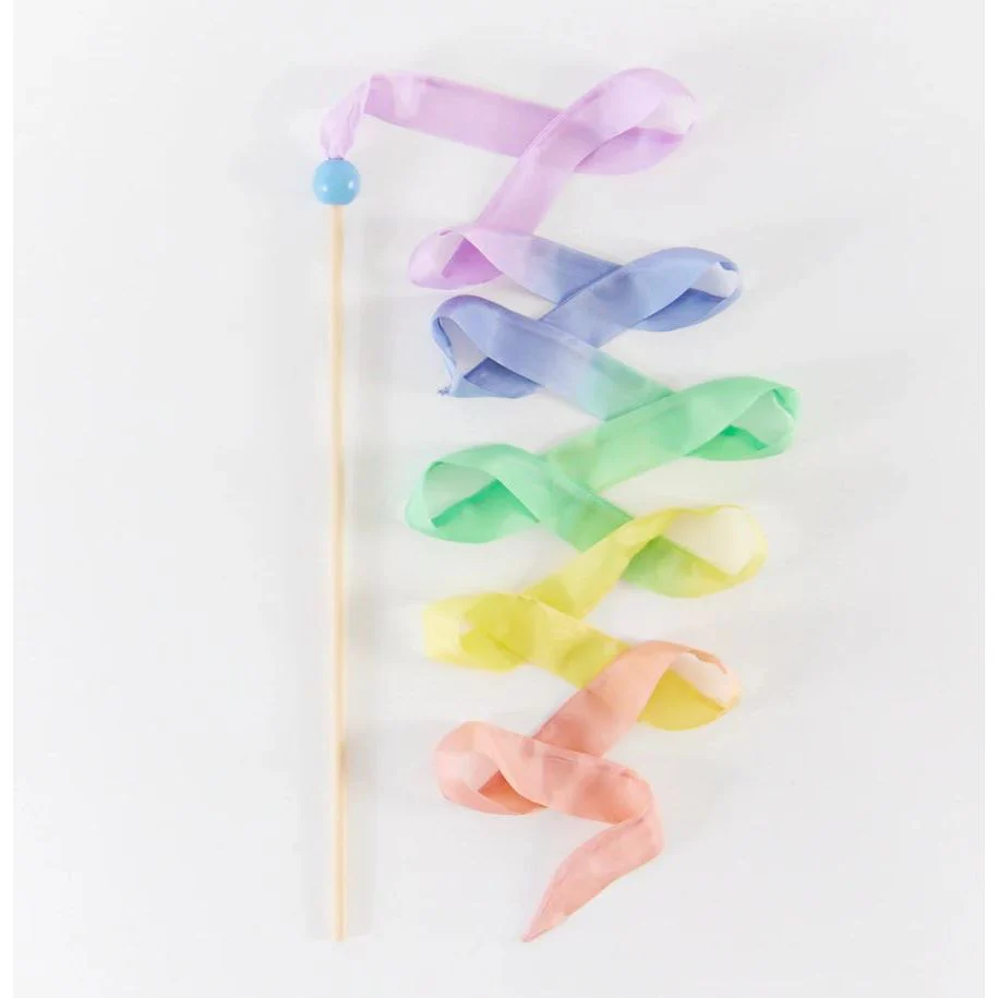 Sarah’s Silks Soft Rainbow Streamer